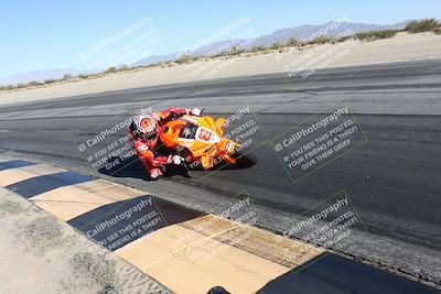 media/Dec-01-2025-Moto Forza (Mon) [[2daa91e15f]]/1-Advanced Group/Session 4 (Turn 10 Inside)/